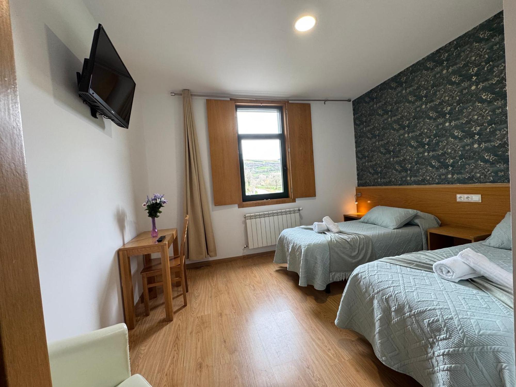 Complexo Xacobeo Hotel Triacastela Bagian luar foto