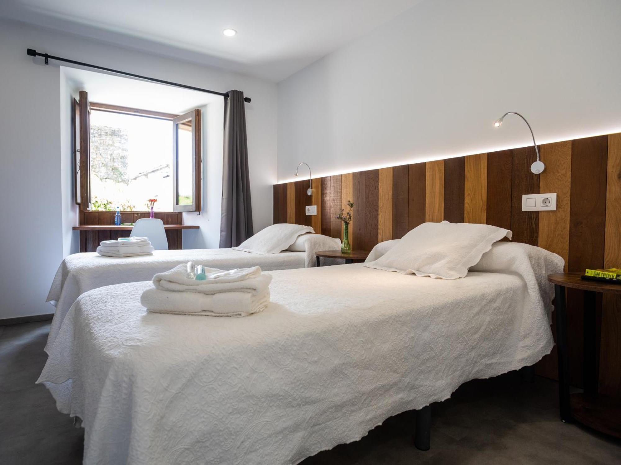 Complexo Xacobeo Hotel Triacastela Bagian luar foto